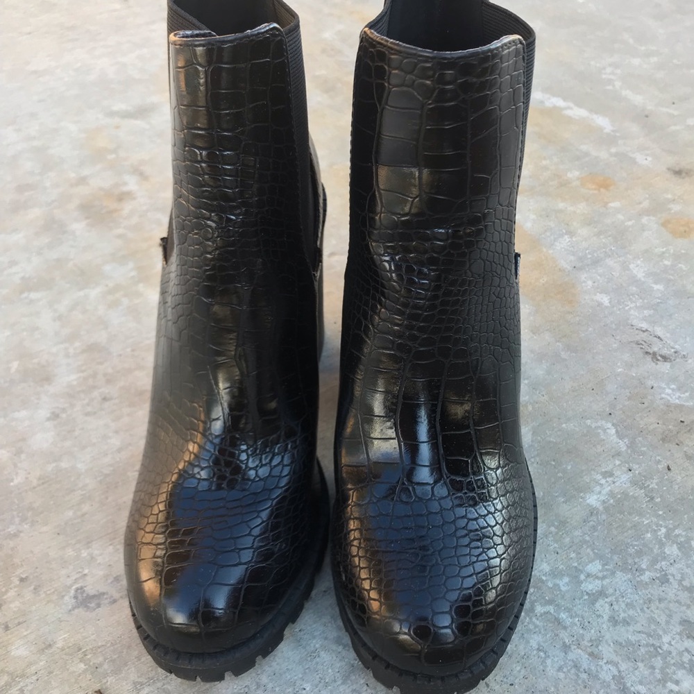 Glove croc combat slip on heels bootie size 7 - Picture 5 of 6